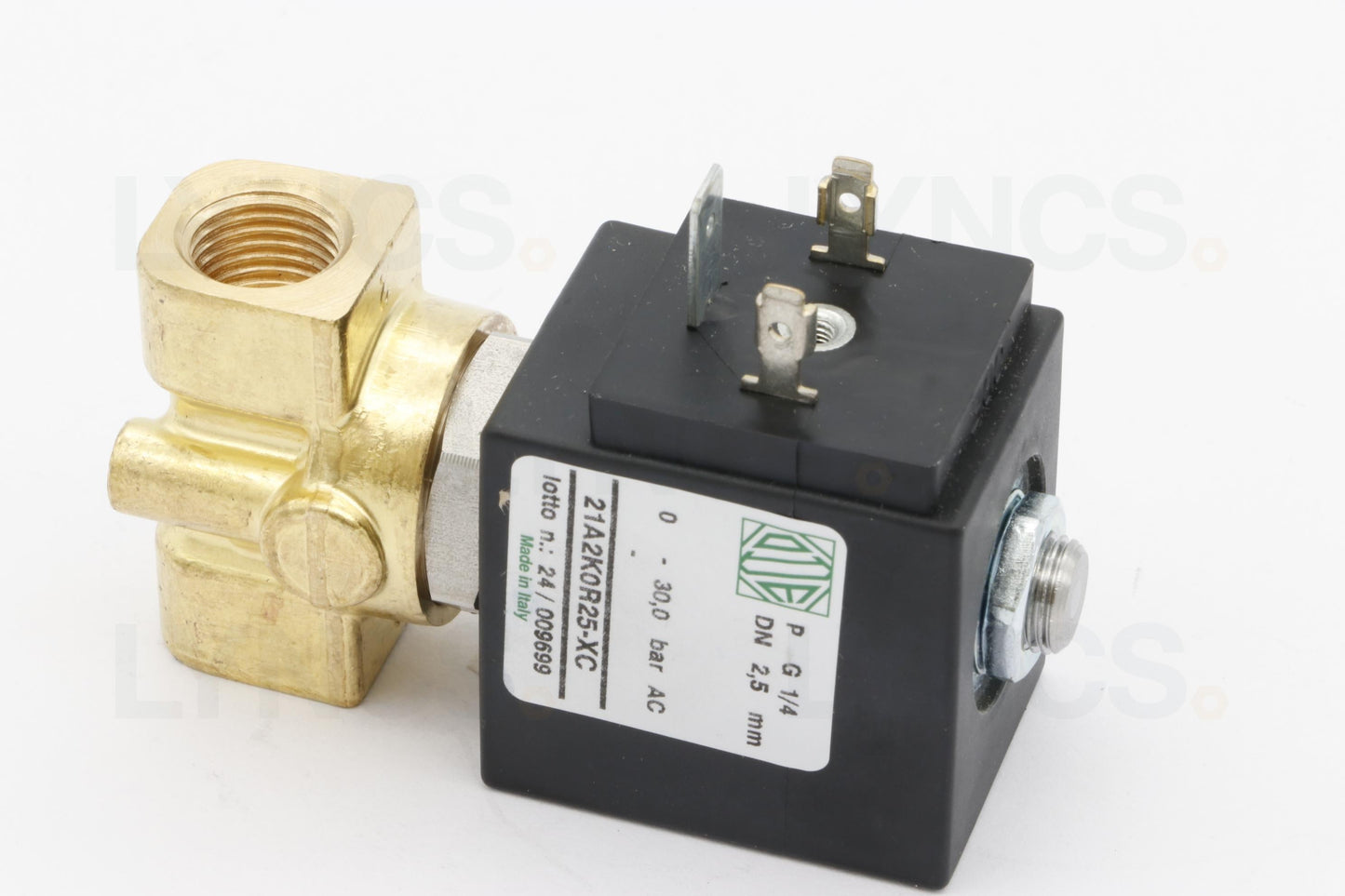 2-Way Solenoid 1/4-1/4 220-230V 50/60Hz F3 CE
