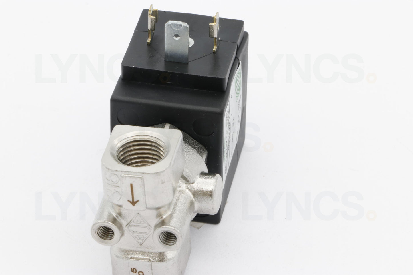 3WY SOLENOID 1/4-1/4 DISCHARGE 1/8 208/240V 50/60Hz F5 S/S