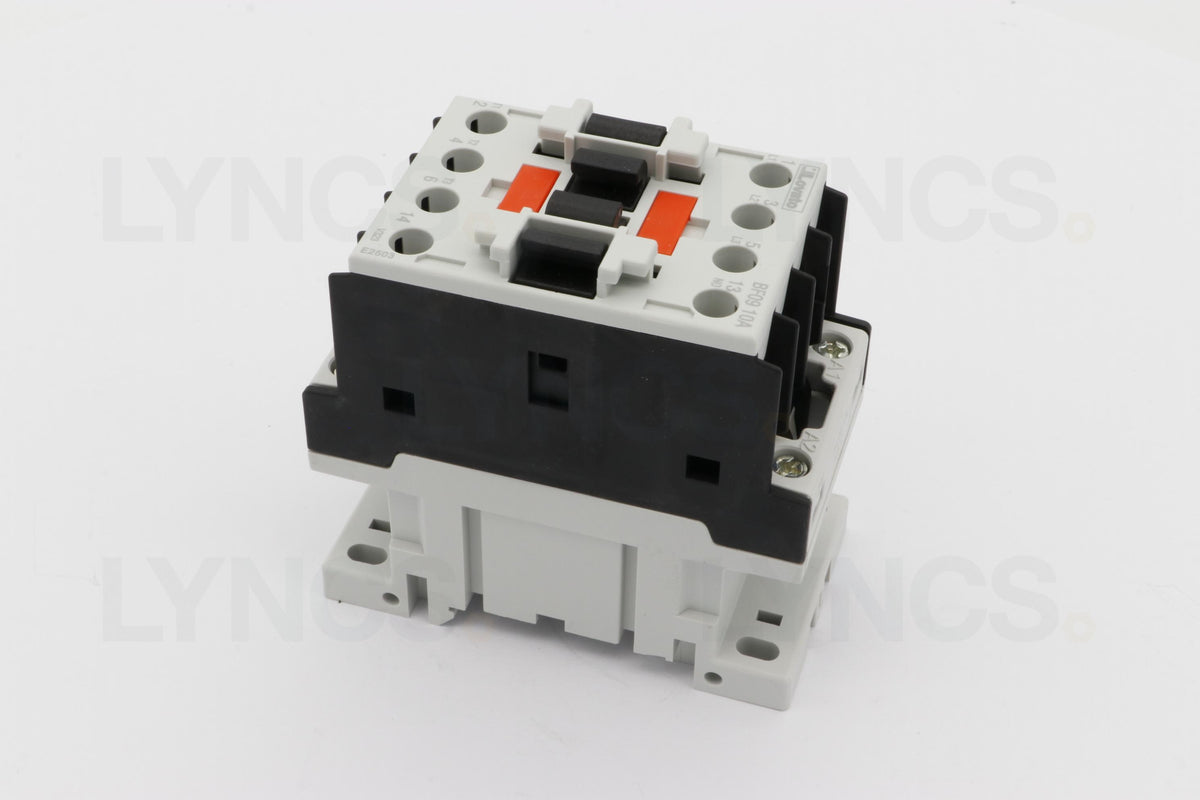 4-Pole Contactor 25A CE/UL 230V Coil - LYNCS photo 8